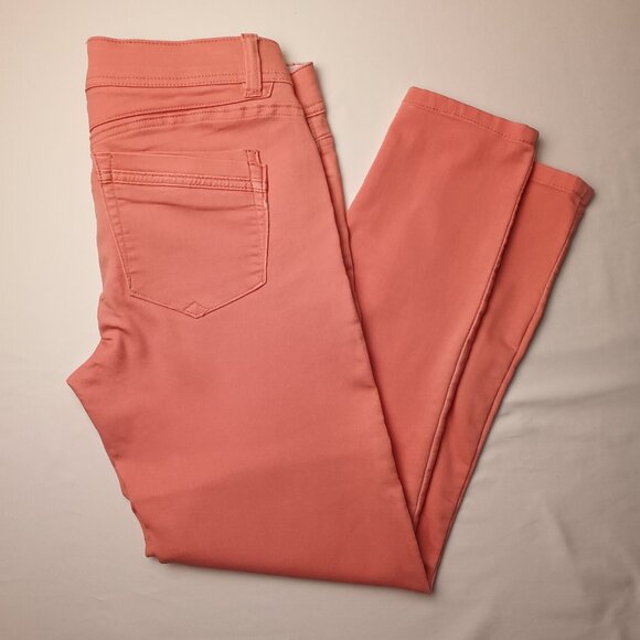 Democracy Jeans Size 8 "Ab" technology Mid Rise Skinny Leg Pink Color - Picture 1 of 9